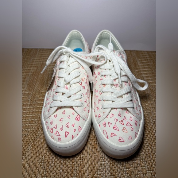 Joie Heart Pattern Chunky Heel Tennis
Shoes,White&Pink Sneakers,Size 7 1/2,NWT - Picture 2 of 7